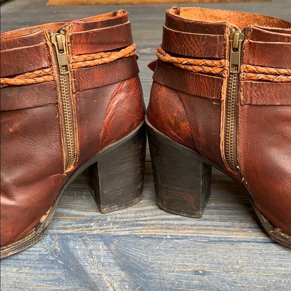 Freebird By Steven Lion booties - Picture 7 of 9